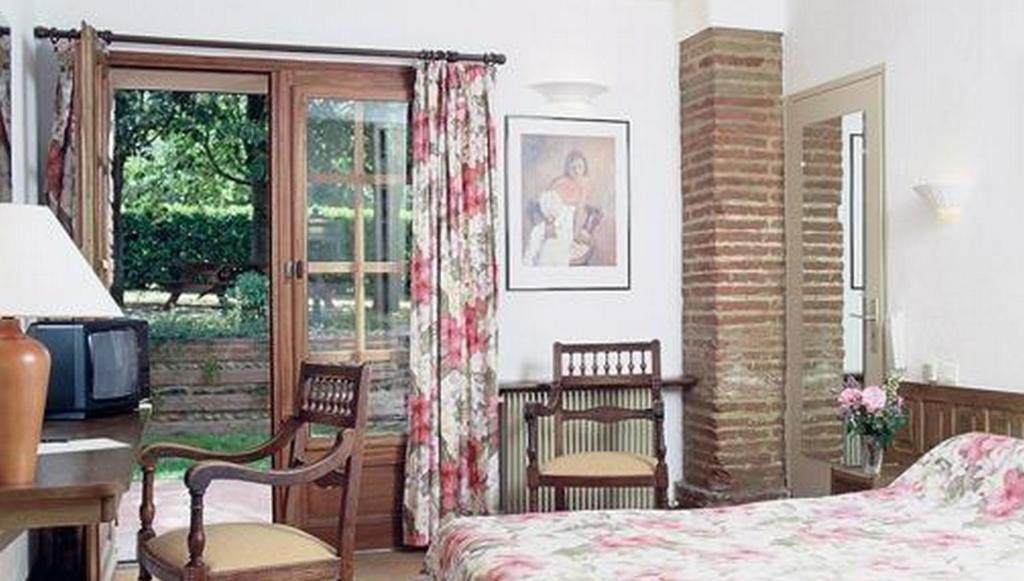Le Ratelier Hotel Montaigut-sur-Save ห้อง รูปภาพ